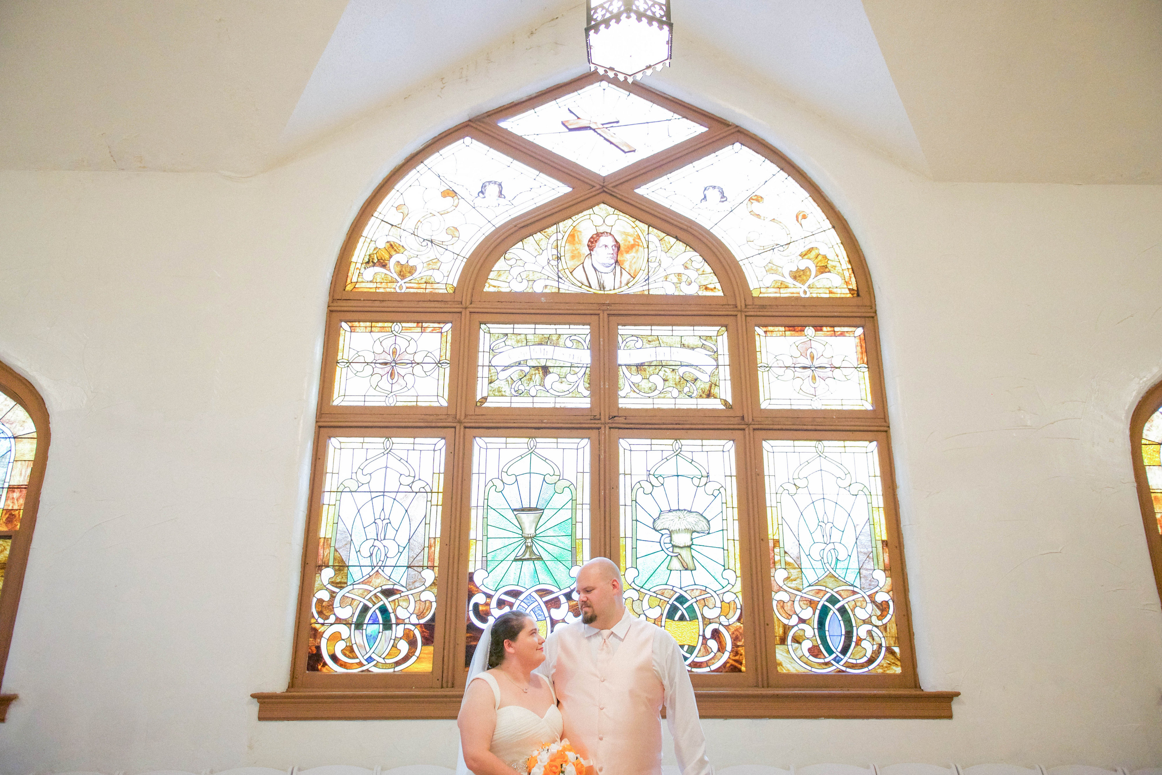 Summer Wedding At The Olde Gahanna Sanctuary - Gahanna, Ohio