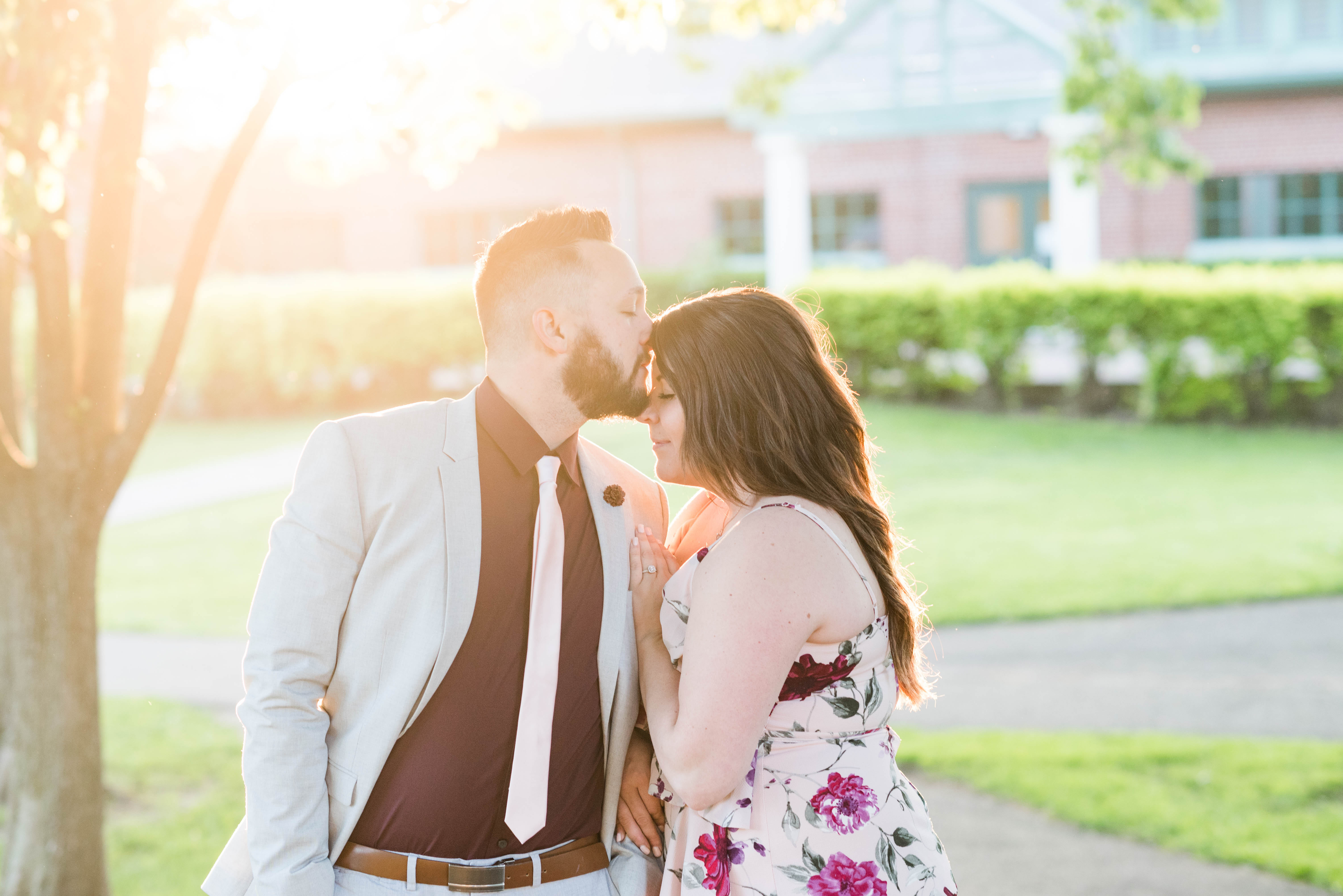 I rolled out of bed at 5:00 AM. I had already picked out my outfit, grabbed my photo gear, and headed out the door. It was still dark outside as I was driving to Schiller Park in German Village. I was SO excited for this sunrise engagement session! Any couple that volunteers to have a sunrise session truly wins the heart of a wedding photographer.