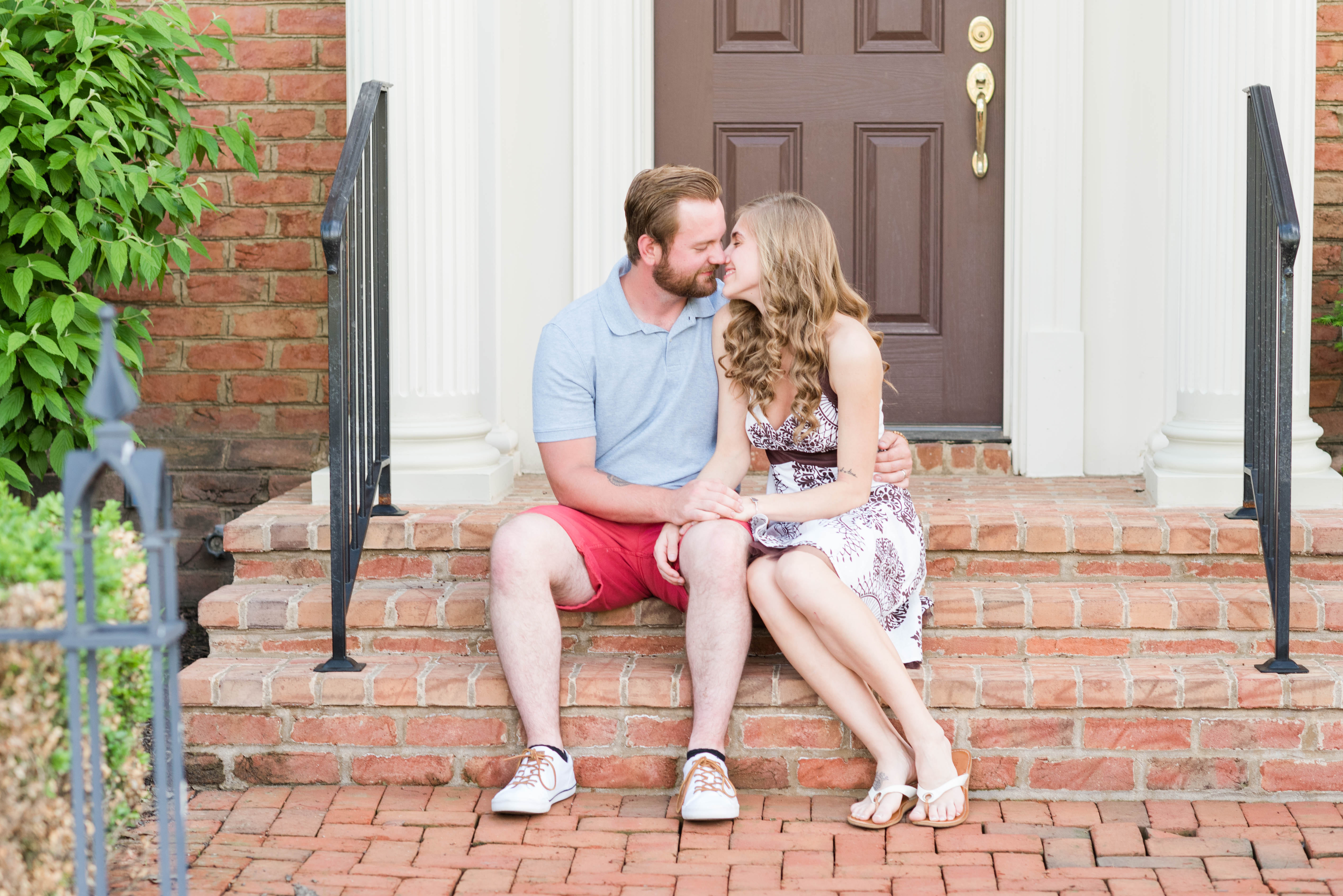 Taran and Brandon: Anniversary Session In Downtown New Albany