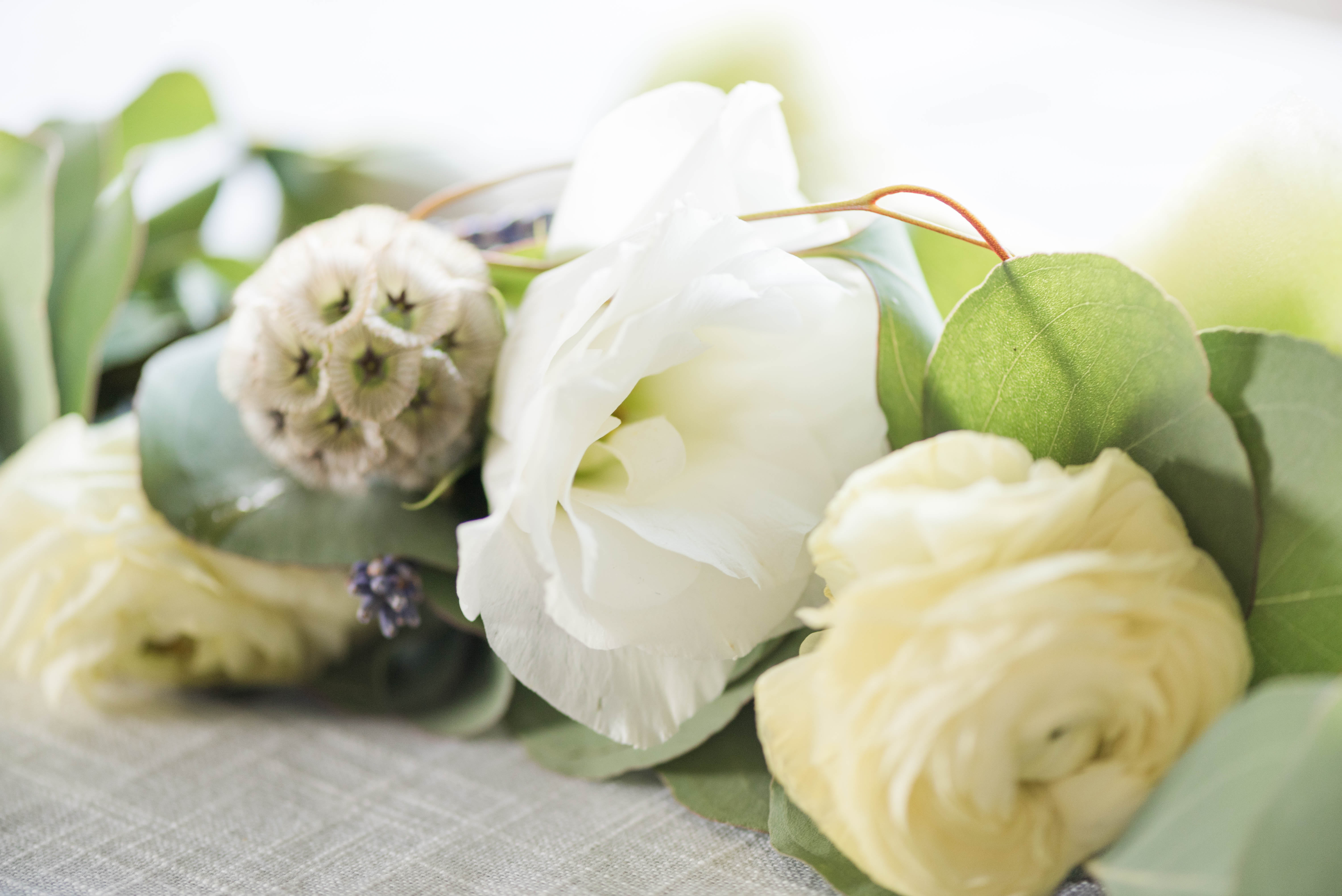 Tips To Save On Your Wedding Florals: For The DIY Bride