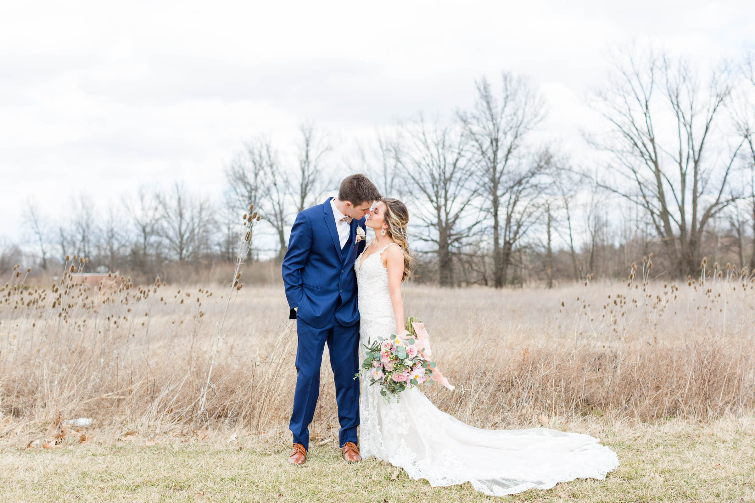 Sydney and Conner: Blush and Gold Wedding At The Estate At New Albany, Sweet Williams Photography