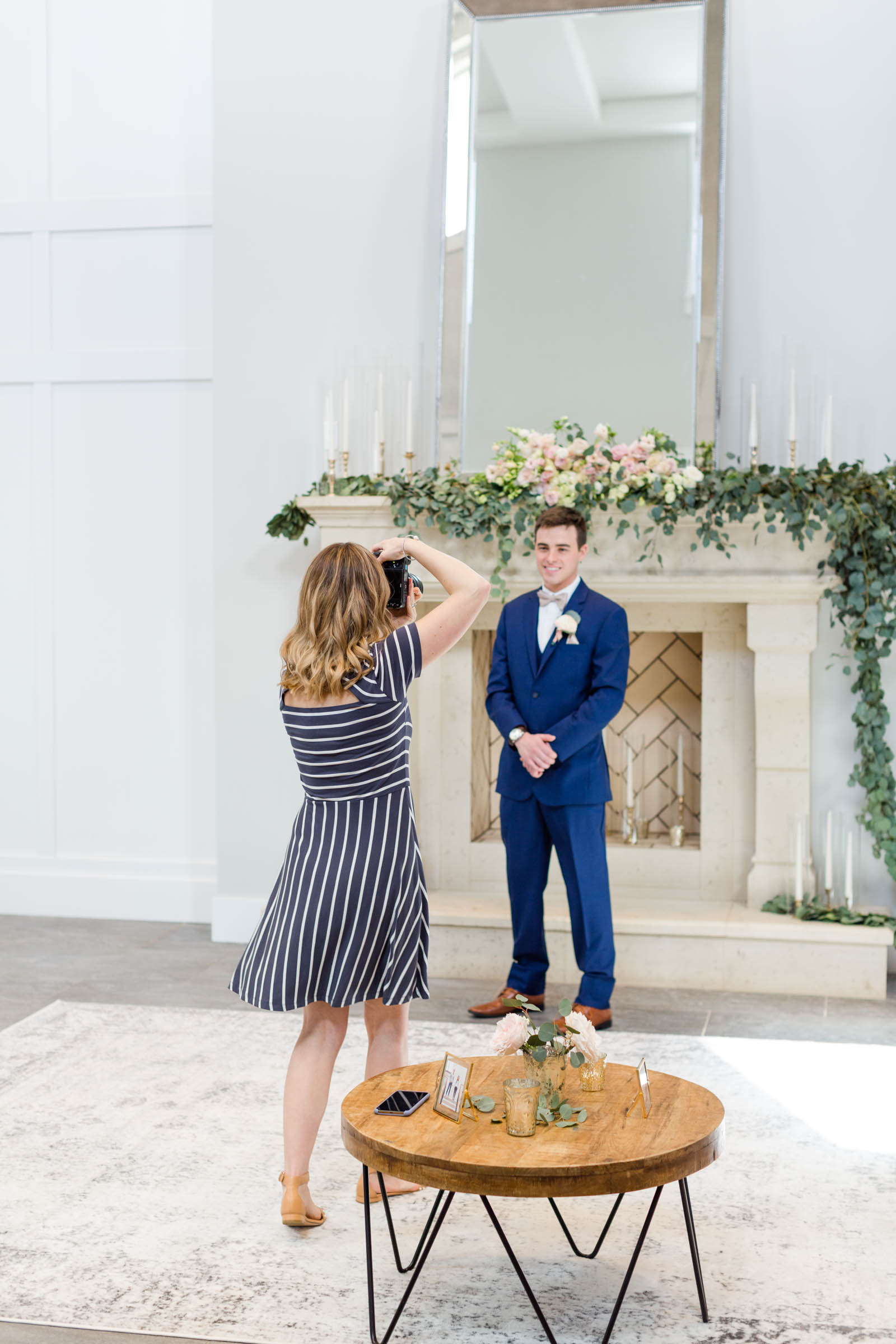 2019 Behind The Scenes of Sweet Williams Photography. Becca Musayev is a wedding, engagement and portrait photographer serving the Nashville, Tennesee locations and beyond!