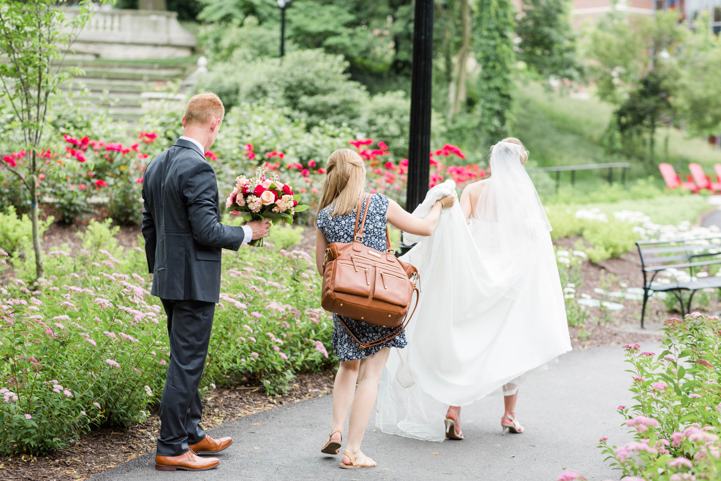2019 Behind The Scenes of Sweet Williams Photography. Becca Musayev is a wedding, engagement and portrait photographer serving the Nashville, Tennesee locations and beyond!