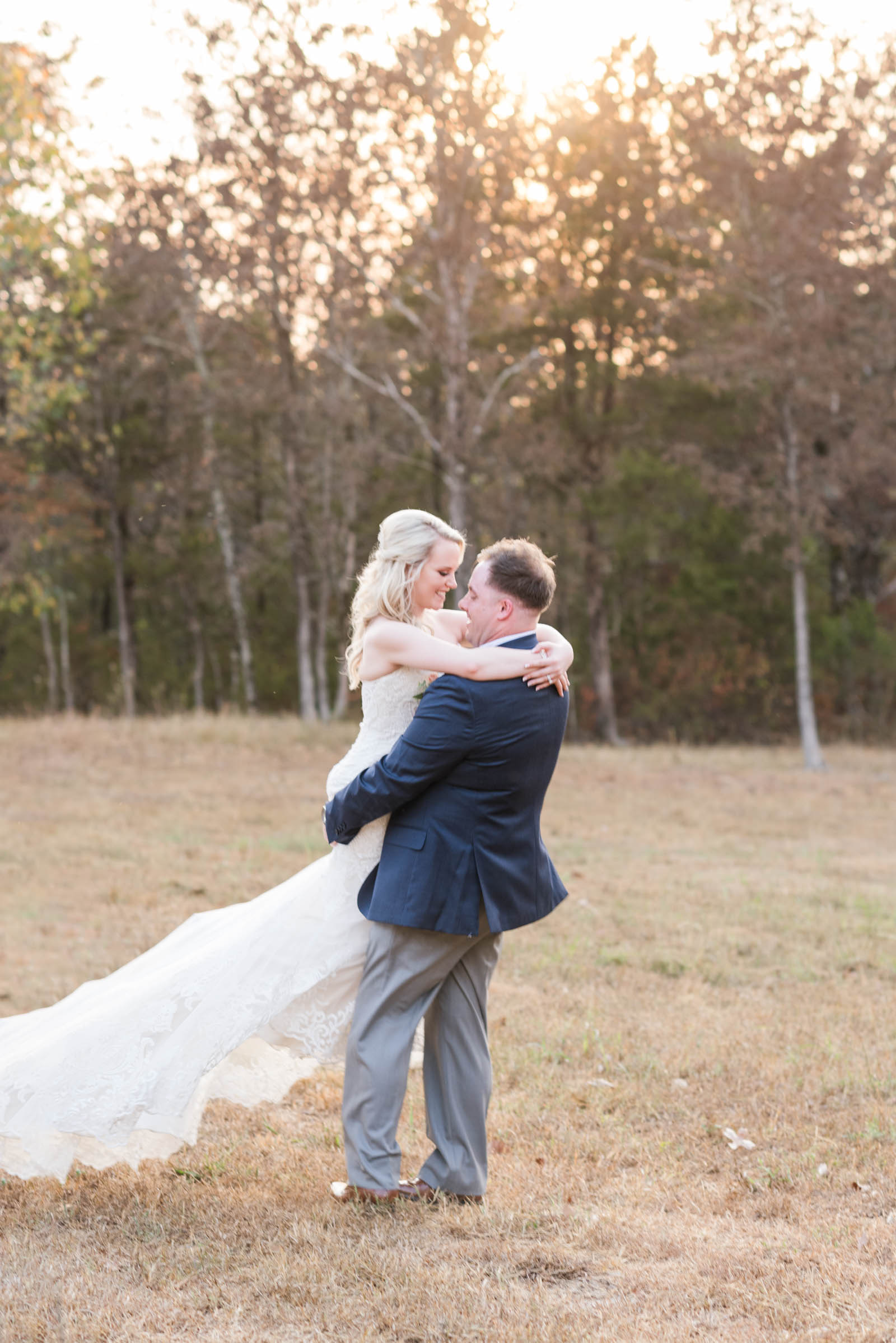 Fall Wedding at Stone Gate Farm in Murfreesboro Tennessee