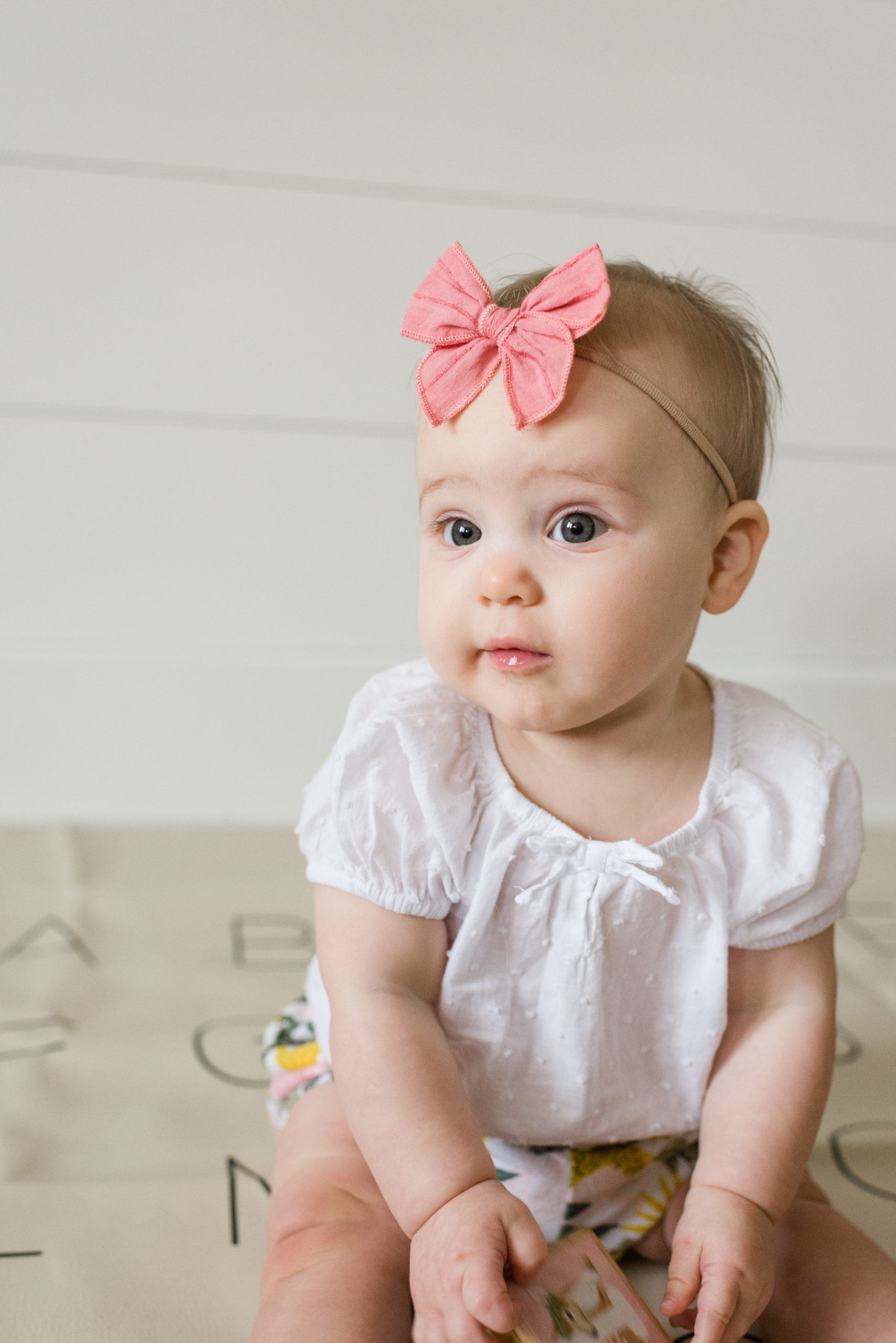 Olivia 8 Months Old - Sweet Williams Photography is a lifestyle, engagement, and wedding photographer serving the Nashville, Tennessee area, and destination locations.